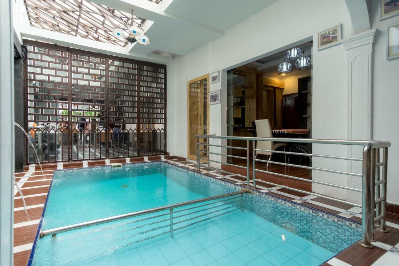 Oyo 619 Naufal Guest House Syariah Медан Екстериор снимка